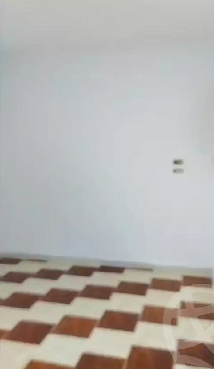 https://aqarmap.com.eg/ar/listing/7189909-for-rent-alexandria-new-miami-eskot