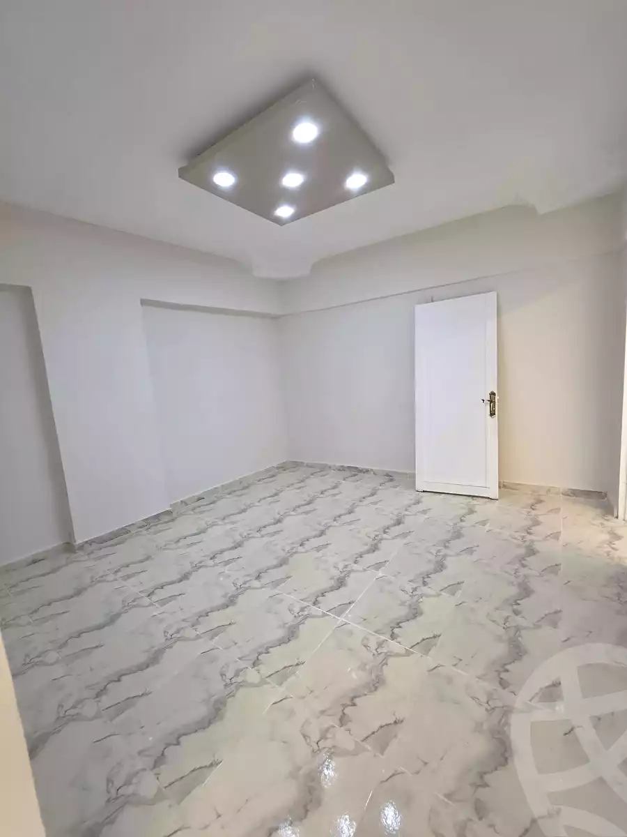 https://aqarmap.com.eg/en/listing/7190163-for-sale-alexandria-al-agamy-el-hanouvel-al-haded-we-al-soulb-st