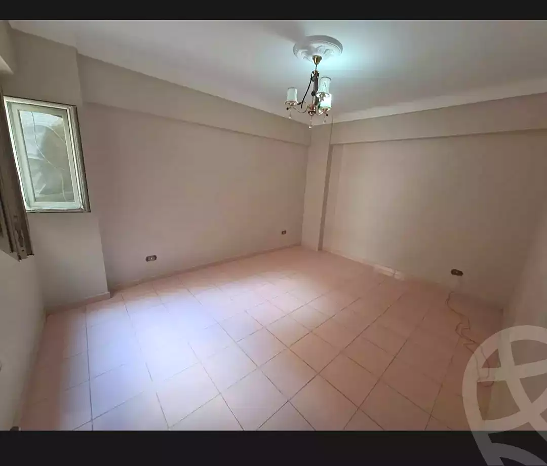 https://aqarmap.com.eg/en/listing/7190180-for-sale-alexandria-sydy-bshr-sydy-bshr-bhry