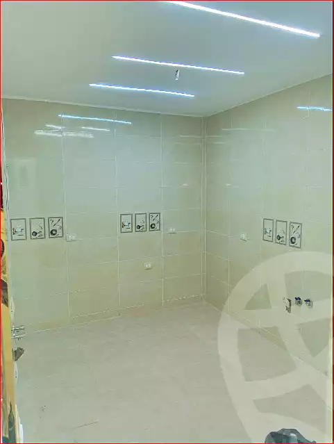 https://aqarmap.com.eg/ar/listing/7190182-for-sale-cairo-helwan-hadayek-helwan-el-eshrein-st