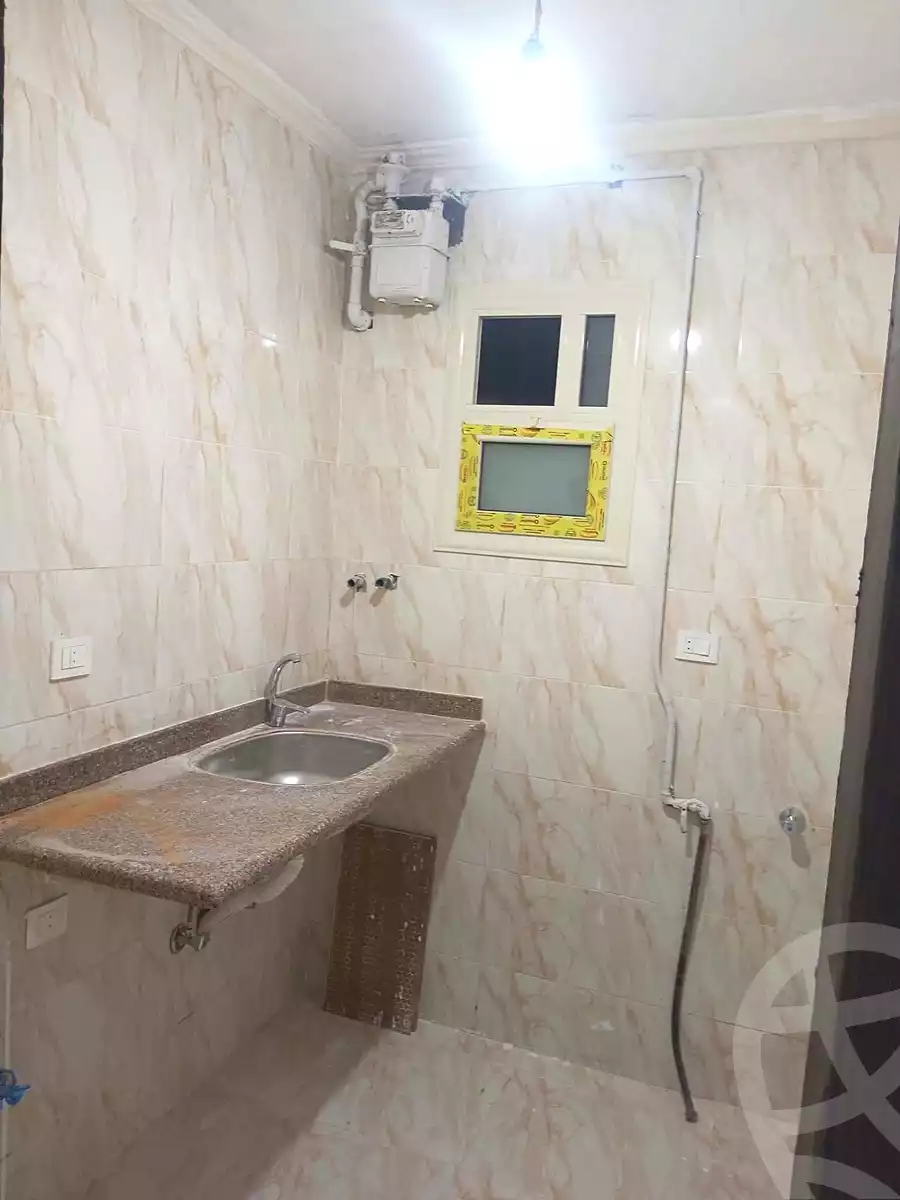 https://aqarmap.com.eg/ar/listing/7190275-for-sale-alexandria-sydy-bshr-sydy-bshr-bhry-gamal-abd-el-nasir-st
