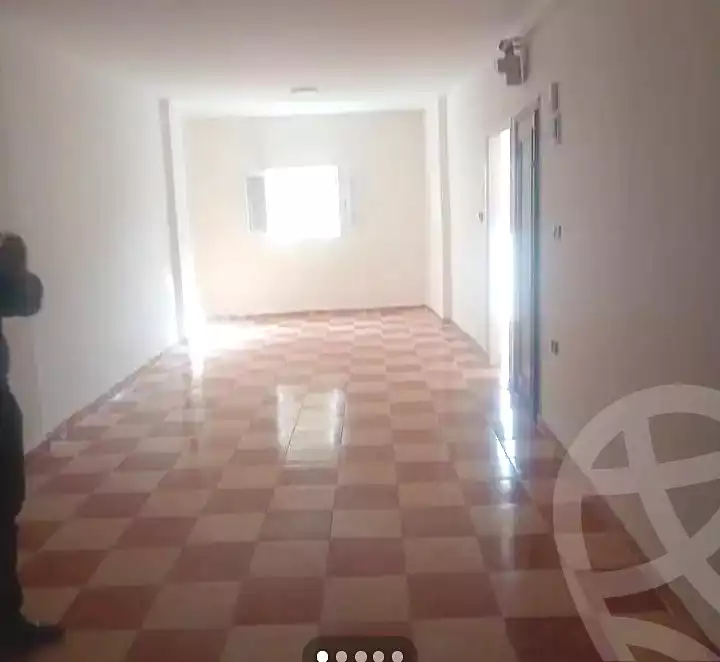 https://aqarmap.com.eg/en/listing/7190342-for-sale-alexandria-sydy-bshr-sydy-bshr-qbly-street-30