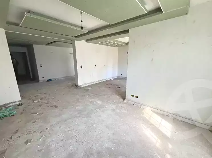 https://aqarmap.com.eg/ar/listing/7190452-for-sale-alexandria-camp-cesar-el-gaish-rd