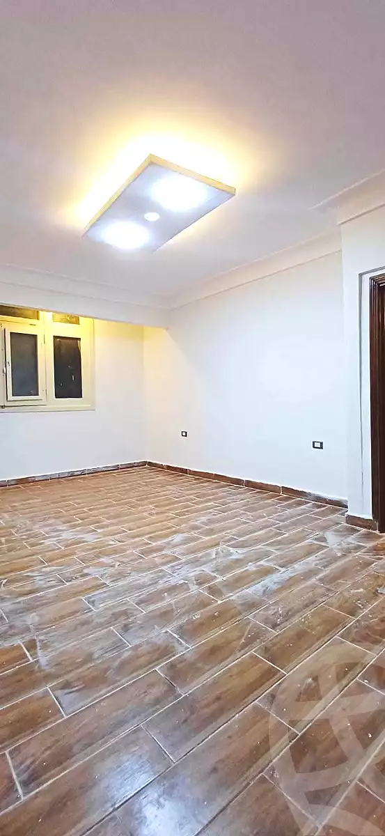 https://aqarmap.com.eg/en/listing/7190814-for-sale-alexandria-al-agamy-lbytsh-mecca-st