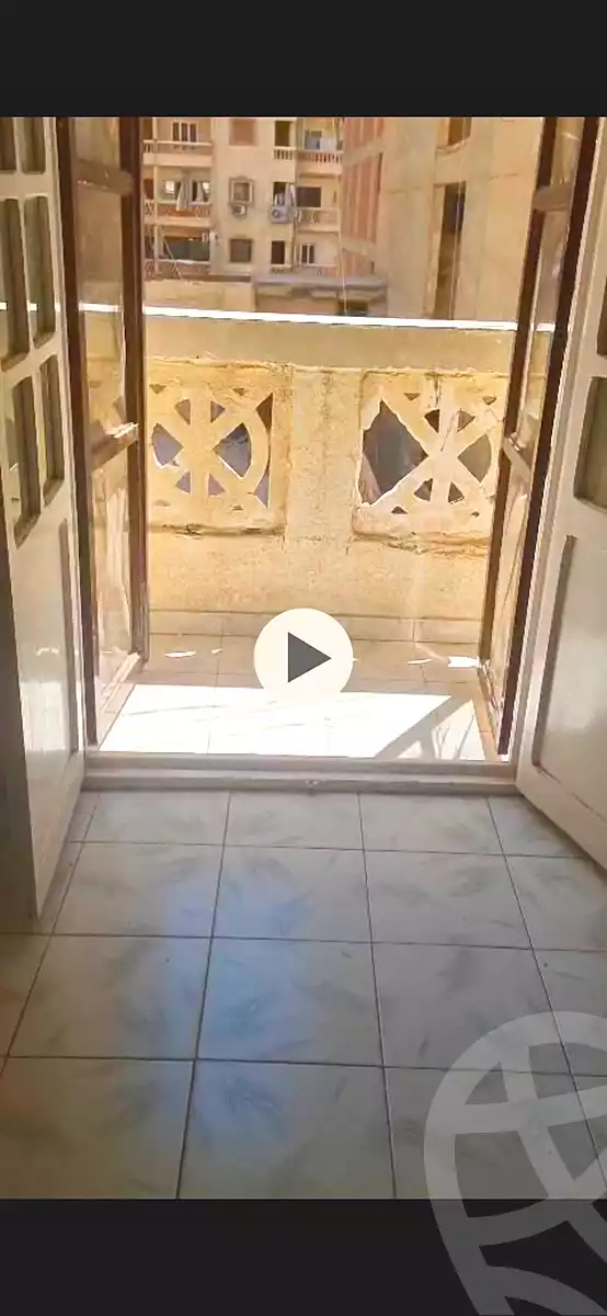 https://aqarmap.com.eg/ar/listing/7190843-for-sale-alexandria-sydy-bshr-sydy-bshr-bhry
