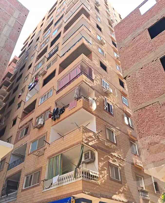 https://aqarmap.com.eg/ar/listing/7190867-for-sale-cairo-helwan-hadayek-helwan-el-eshrein-st