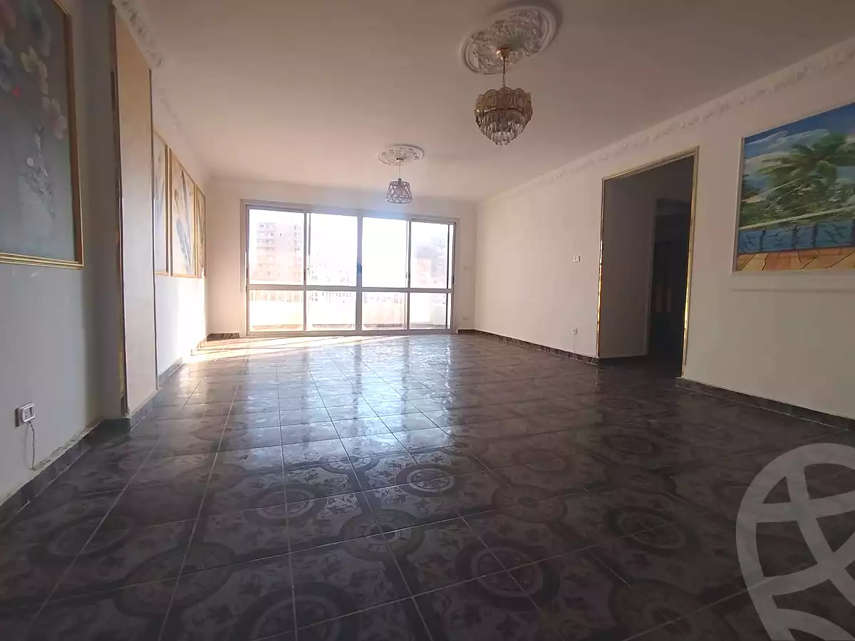https://aqarmap.com.eg/en/listing/7191420-for-sale-alexandria-al-agamy-el-hanouvel-el-zahraa-city-st