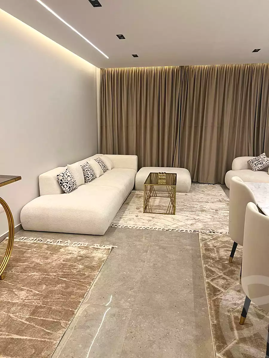 https://aqarmap.com.eg/ar/listing/7191500-for-rent-cairo-new-cairo-compounds-hyde-park-centre-ville-hyde-park