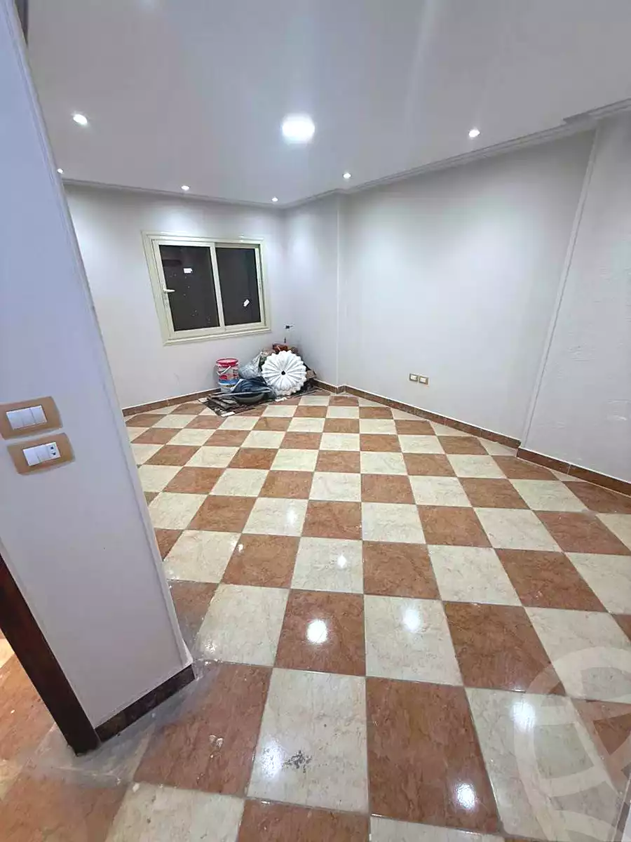 https://aqarmap.com.eg/en/listing/7191666-for-sale-cairo-helwan-helwan-el-sharkeya-latif-basha-st
