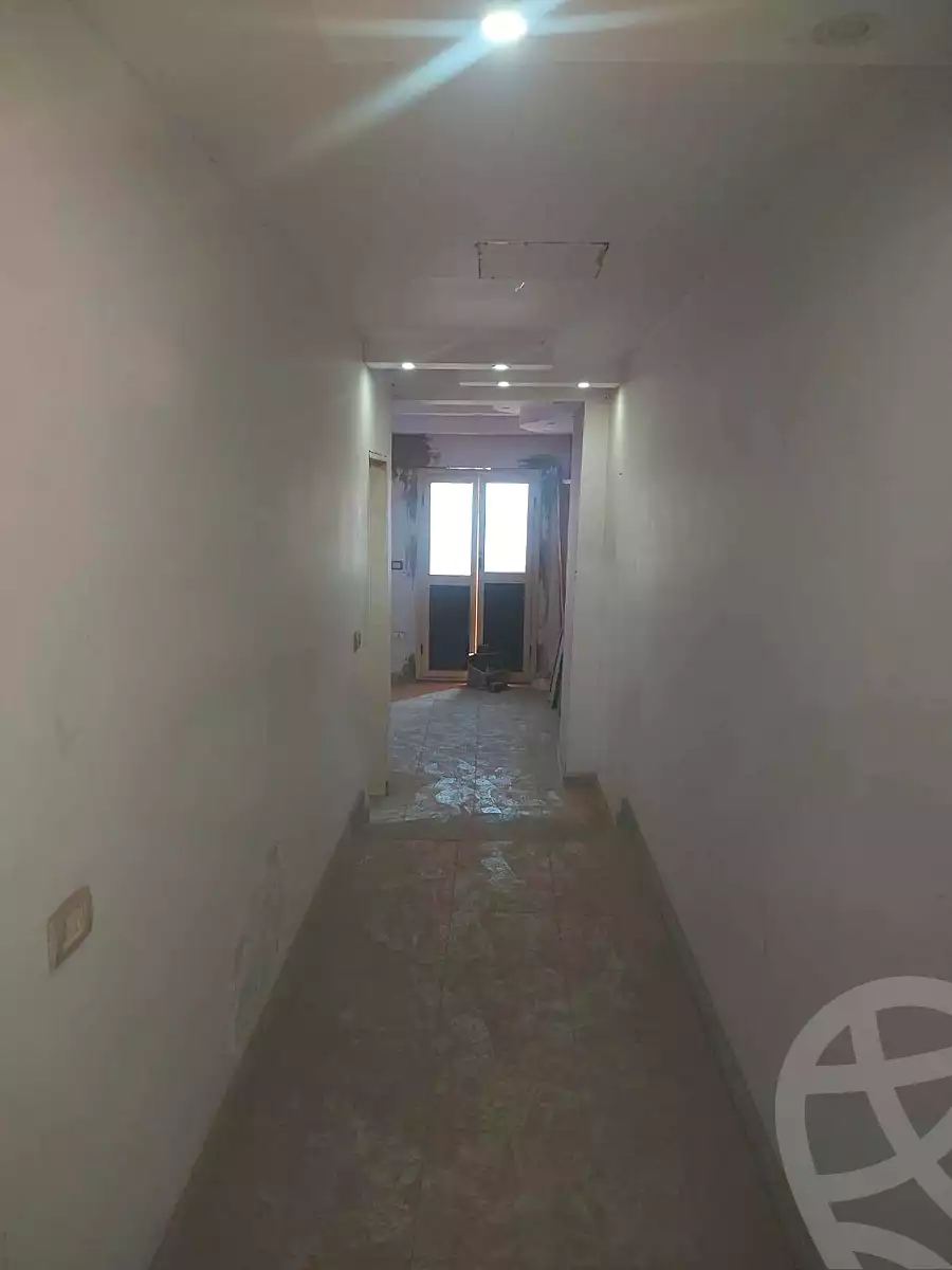 https://aqarmap.com.eg/ar/listing/7191709-for-sale-cairo-helwan-el-shareaa-el-sharby-st