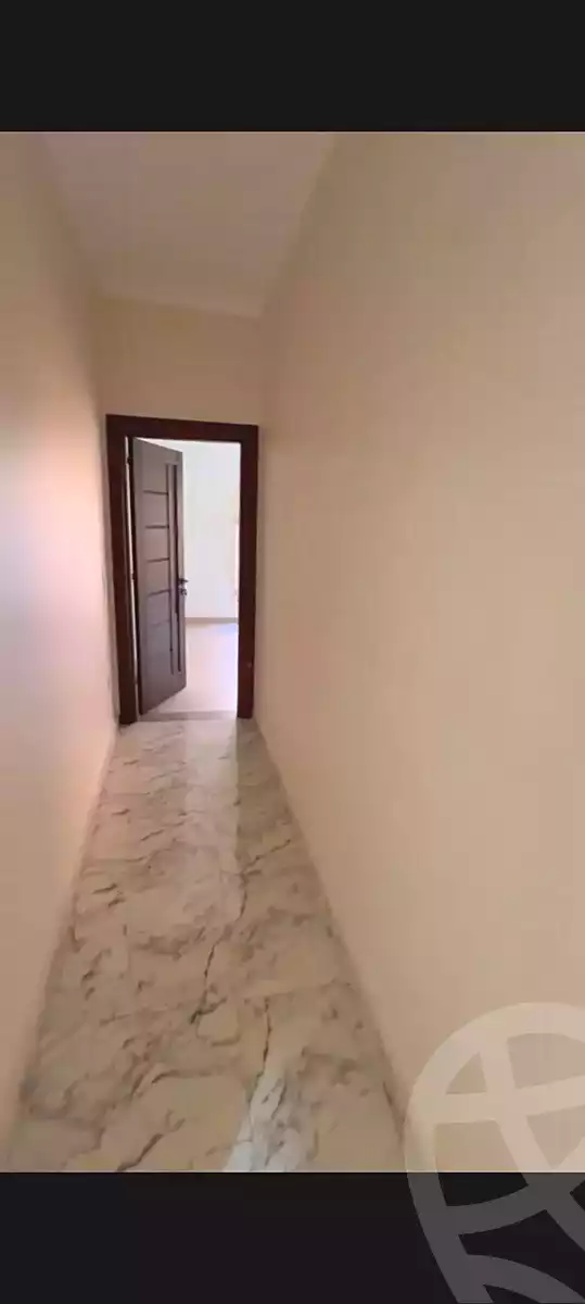 https://aqarmap.com.eg/ar/listing/7191717-for-rent-cairo-new-cairo-compounds-hayati-residence