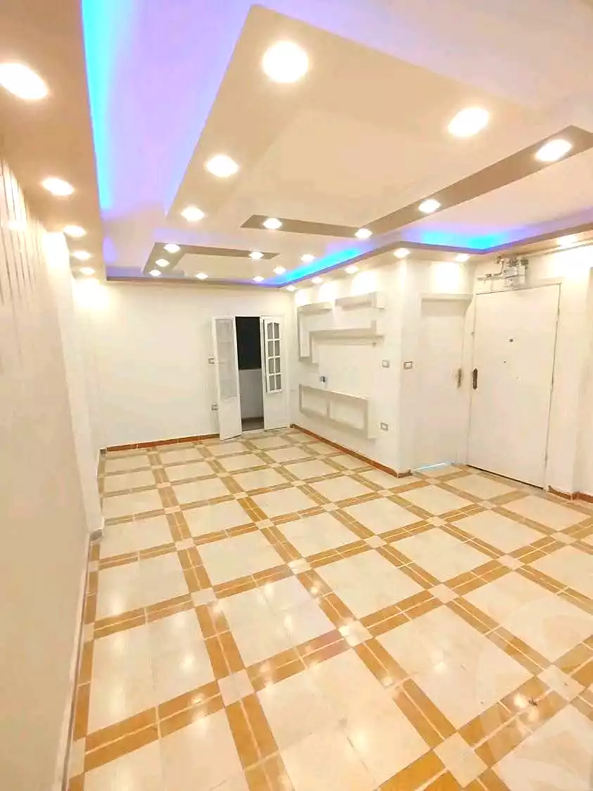https://aqarmap.com.eg/ar/listing/7191788-for-sale-alexandria-lsywf-el-falki
