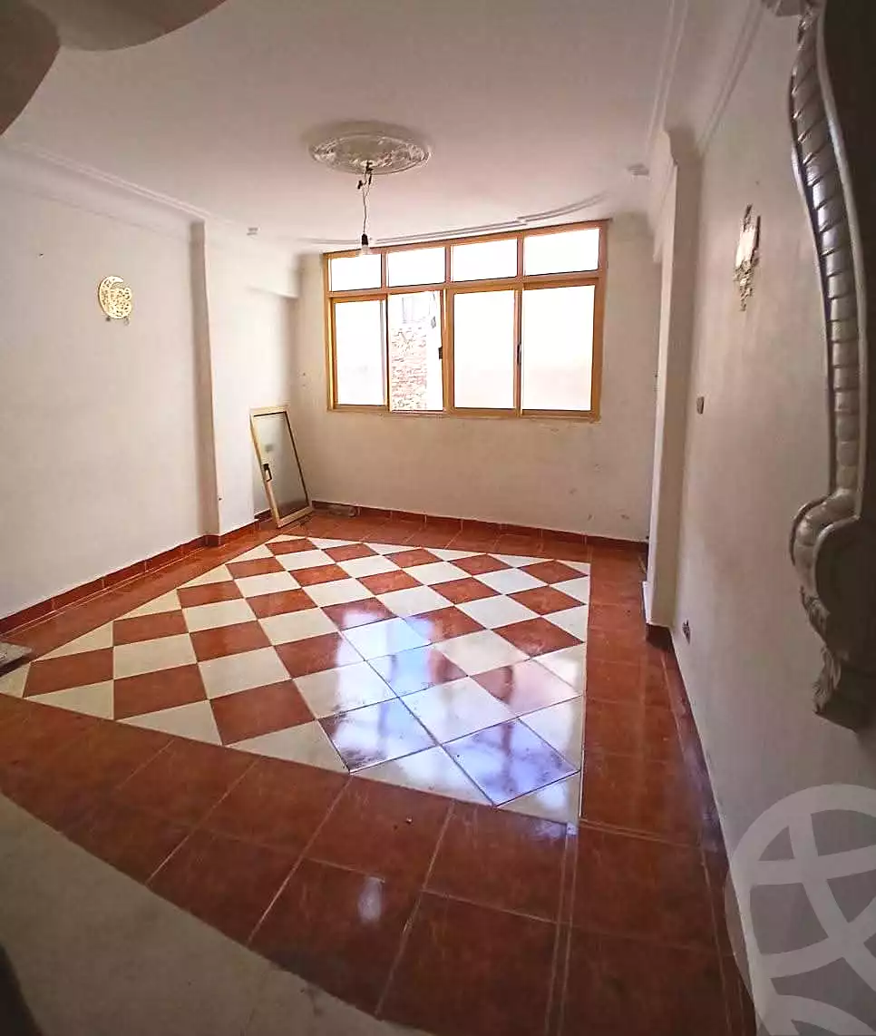 https://aqarmap.com.eg/en/listing/7191853-for-sale-alexandria-lsywf-el-falki