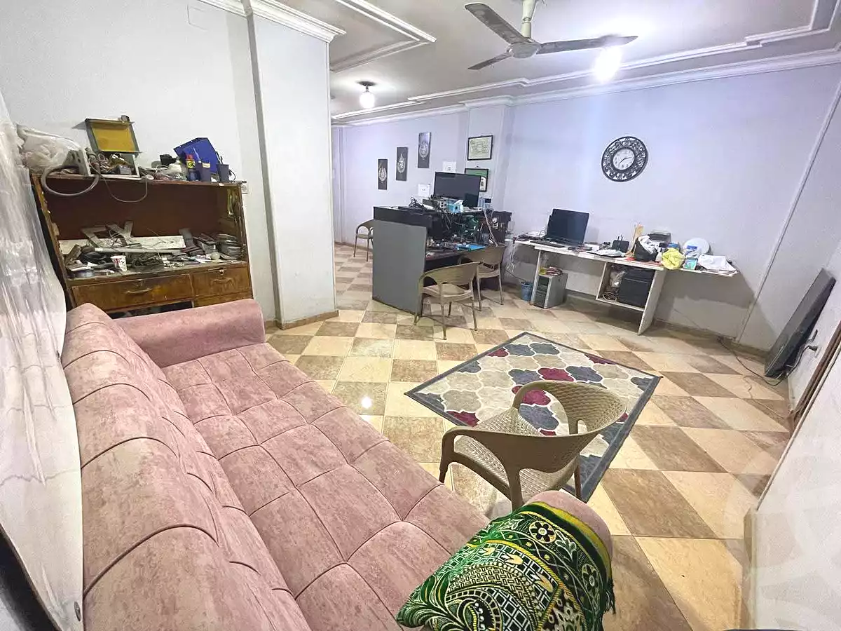 https://aqarmap.com.eg/ar/listing/7191968-for-sale-cairo-helwan-mahmoud-khater-st