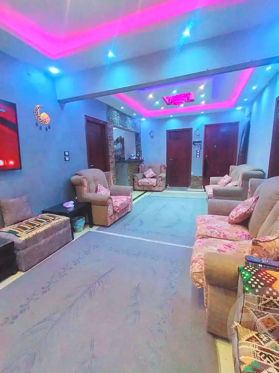 https://aqarmap.com.eg/ar/listing/7192535-for-sale-cairo-helwan-helwan-el-sharkeya-heidar-st