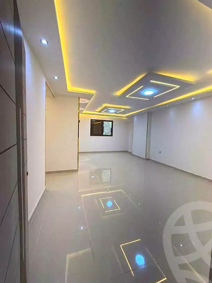 https://aqarmap.com.eg/ar/listing/7194046-for-sale-alexandria-el-asafra-l-sfr-bhry
