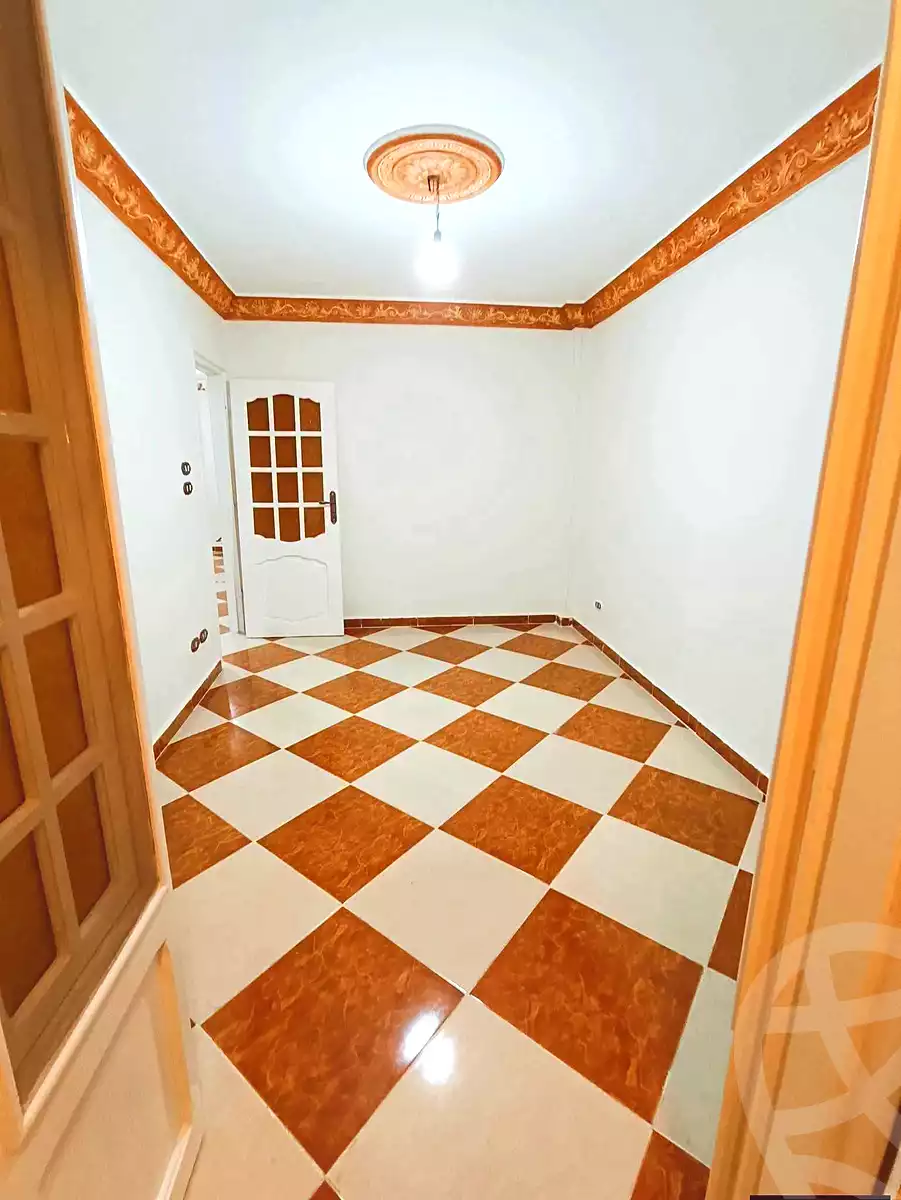 https://aqarmap.com.eg/ar/listing/7194125-for-sale-alexandria-sydy-bshr-sydy-bshr-qbly-street-30