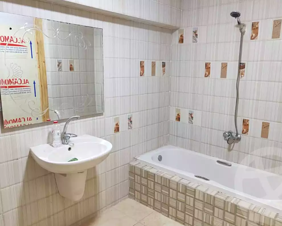 https://aqarmap.com.eg/en/listing/7194328-for-rent-alexandria-el-montazah