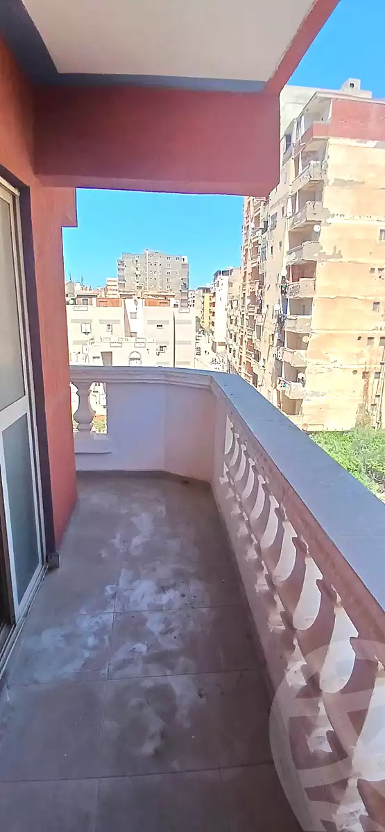 https://aqarmap.com.eg/ar/listing/7194439-for-sale-alexandria-al-agamy-el-hanouvel-el-zahraa-city-st