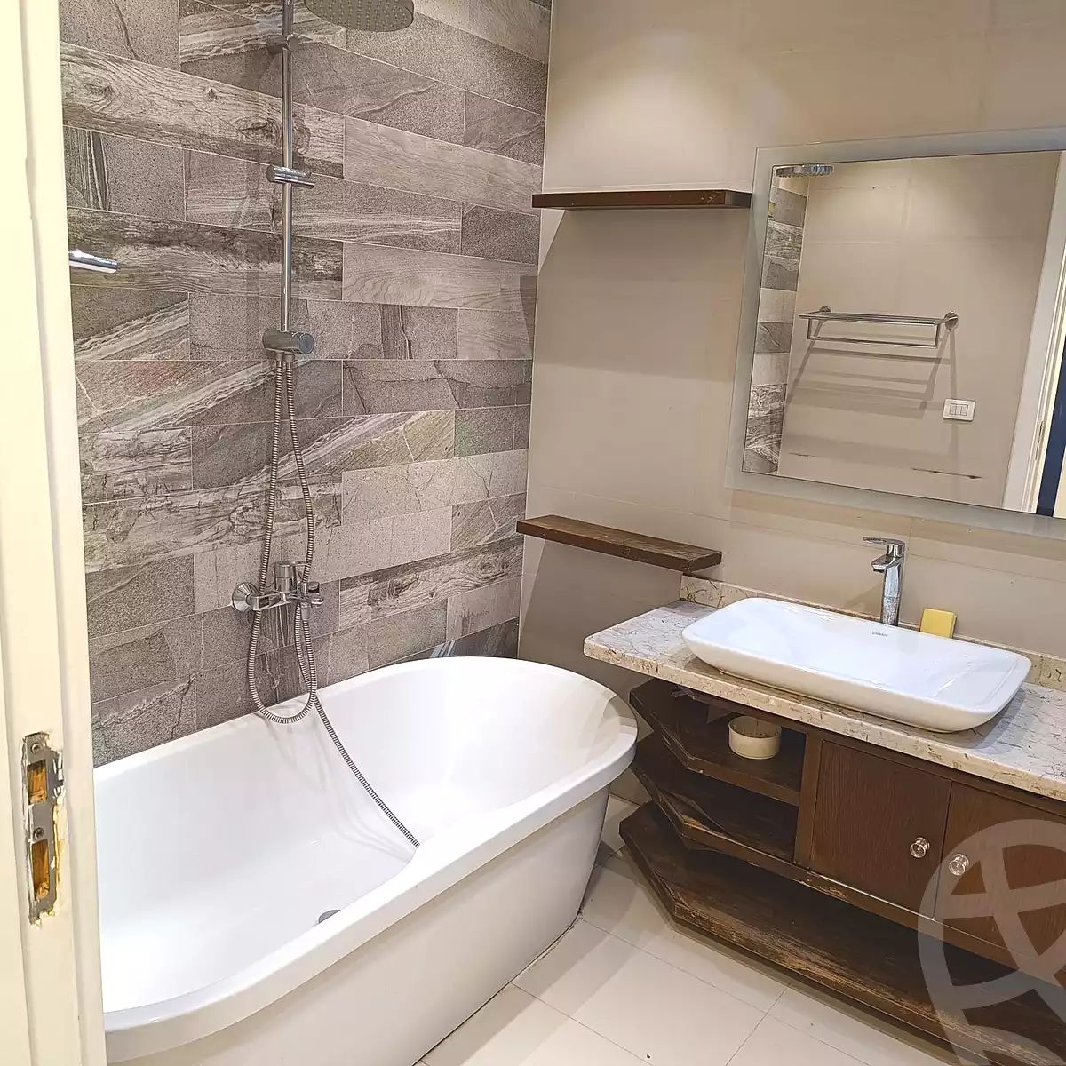 https://aqarmap.com.eg/en/listing/7194764-for-sale-cairo-el-sheikh-zayed-city-compounds-el-karma-residence