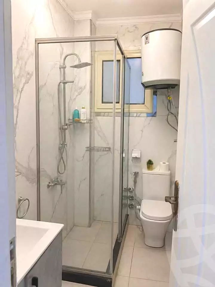https://aqarmap.com.eg/ar/listing/7194527-for-sale-alexandria-sydy-bshr-sydy-bshr-bhry-shr-mhmwd-l-yswy