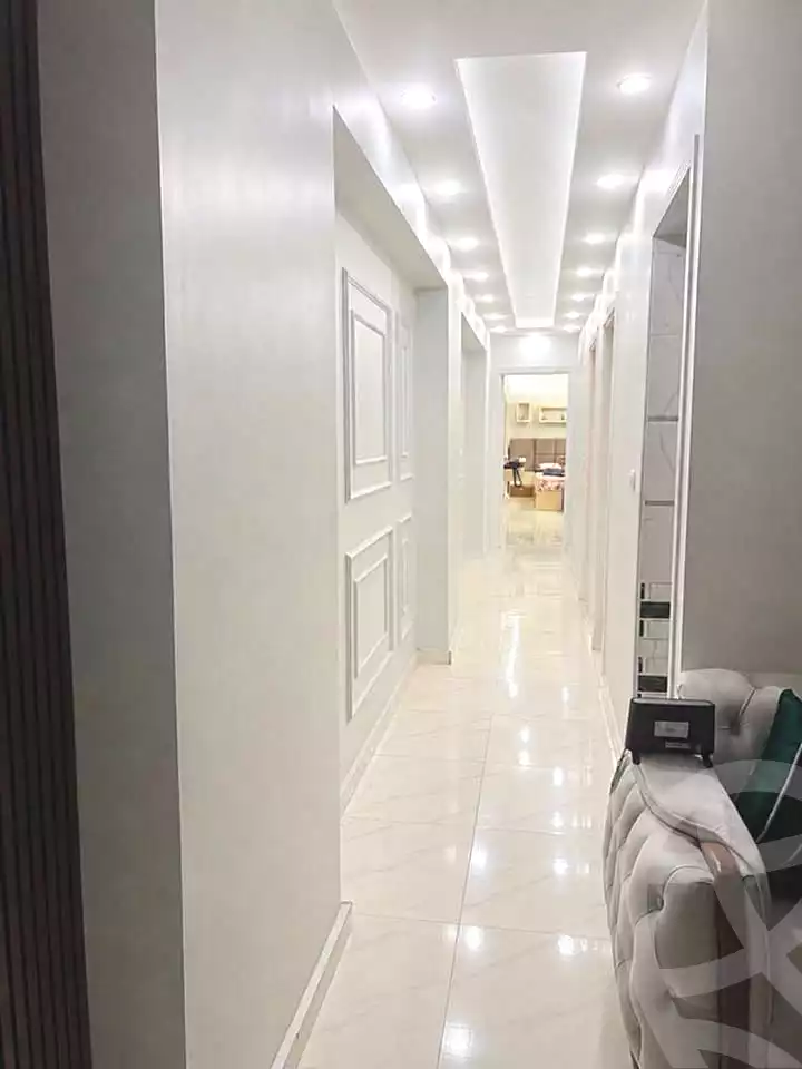 https://aqarmap.com.eg/ar/listing/7194527-for-sale-alexandria-sydy-bshr-sydy-bshr-bhry-shr-mhmwd-l-yswy