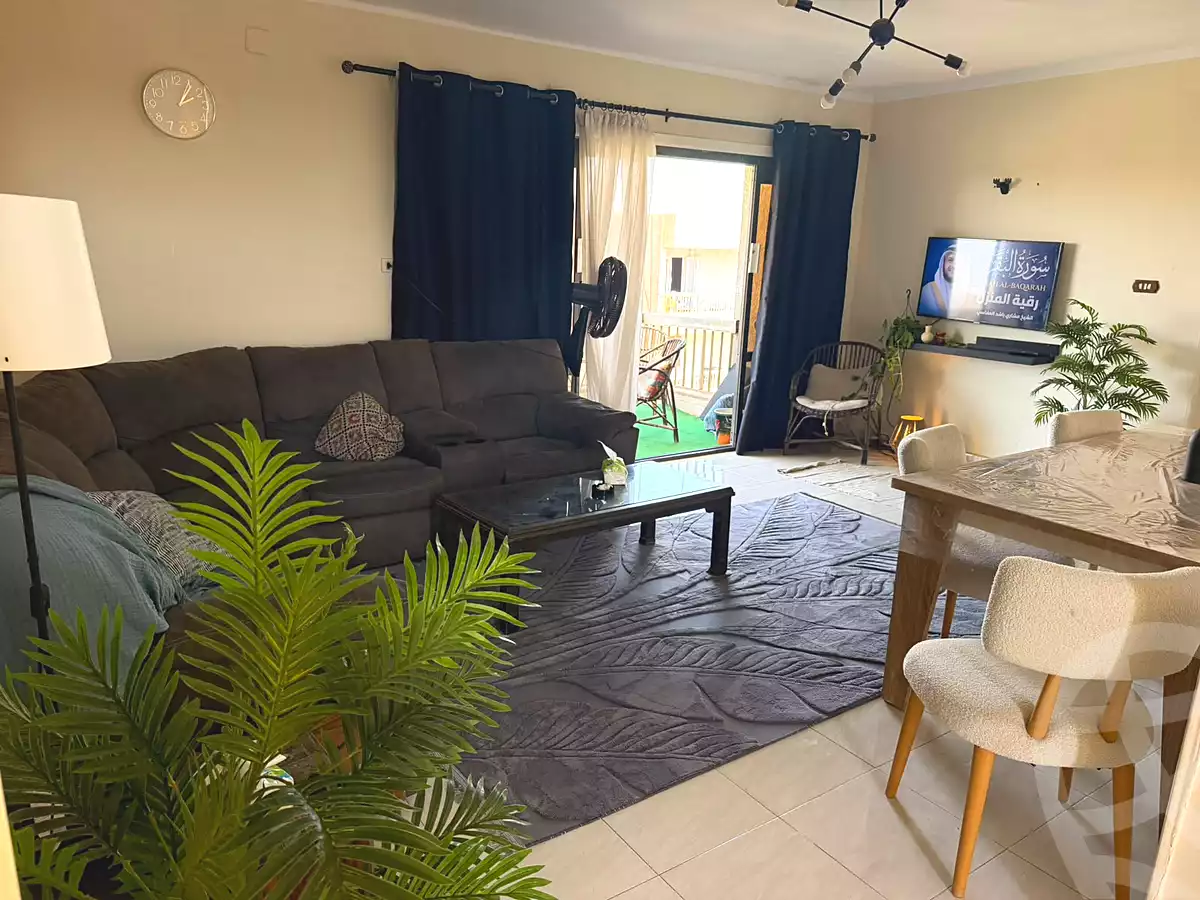 https://aqarmap.com.eg/ar/listing/7195125-for-rent-cairo-6th-of-october-el-hay-el-motamyz-el-motamayez-neighborhood-abd-el-moneim-riad-st