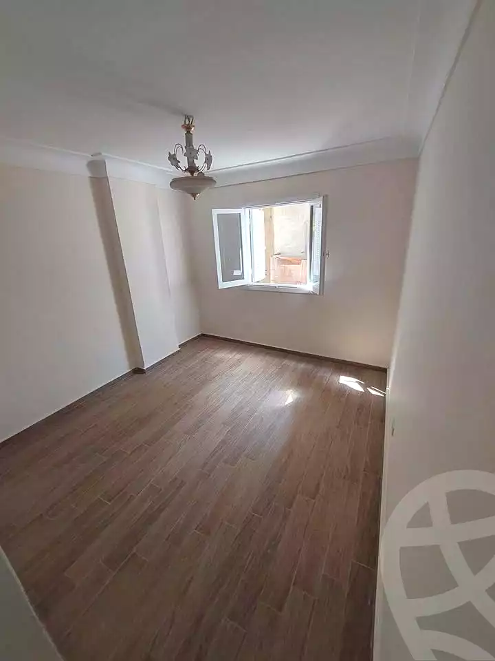 https://aqarmap.com.eg/ar/listing/7195164-for-sale-alexandria-sydy-bshr-sydy-bshr-bhry