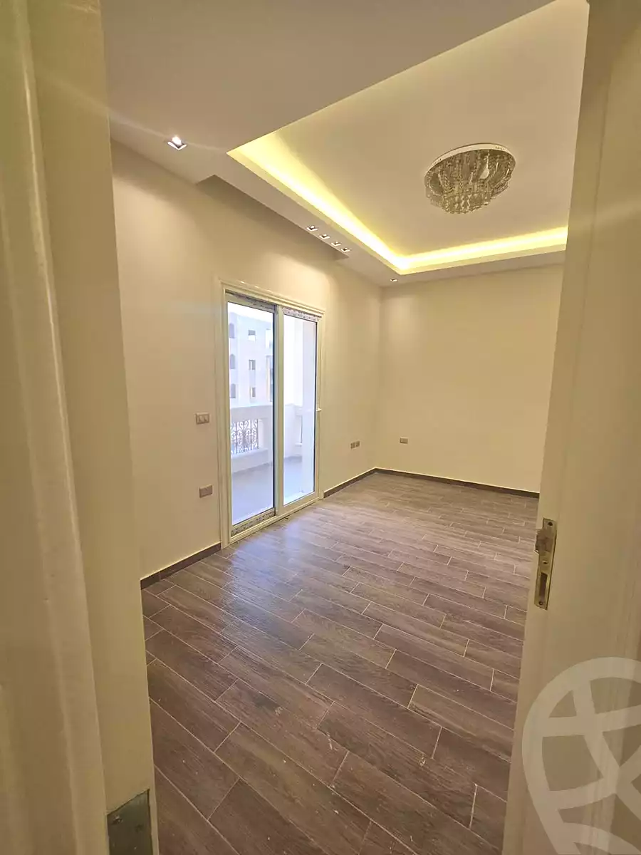 https://aqarmap.com.eg/ar/listing/7195205-for-sale-cairo-6th-of-october-el-ahyaa-neighborhood-3rd-al-hay-al-thalith-st