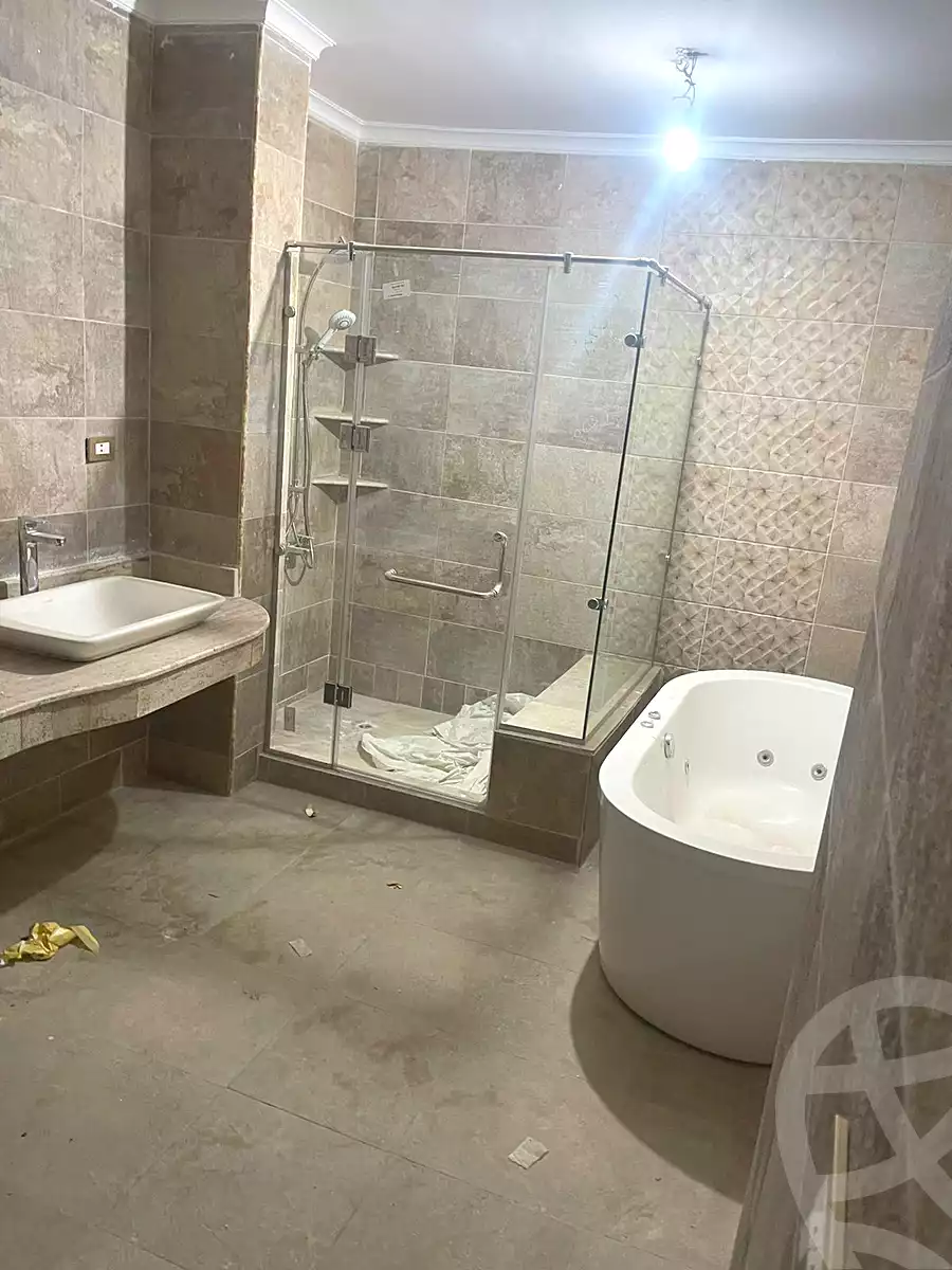 https://aqarmap.com.eg/ar/listing/7195270-for-sale-cairo-6th-of-october-el-ahyaa-neighborhood-3rd-al-hay-al-thalith-st