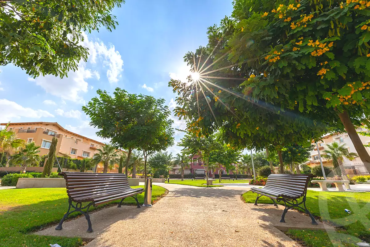 https://aqarmap.com.eg/ar/listing/7195273-for-sale-cairo-new-cairo-compounds-hyde-park-greens-hyde-park-compound