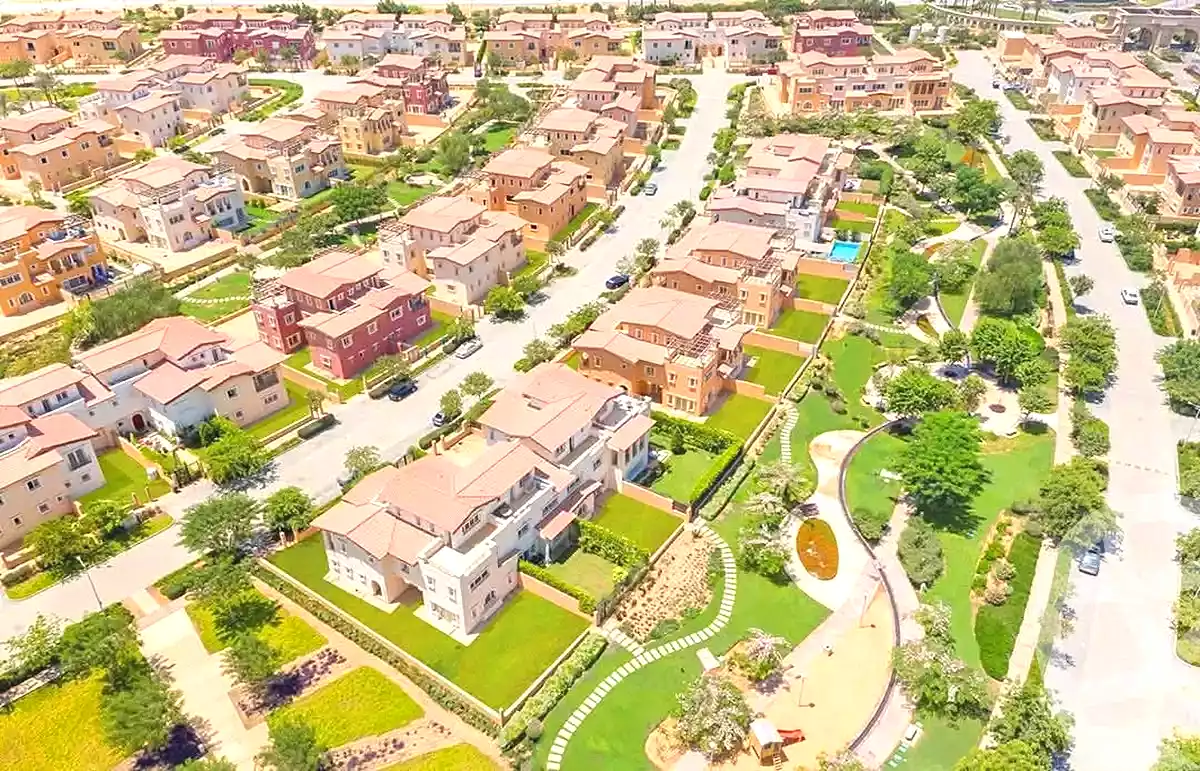 https://aqarmap.com.eg/ar/listing/7195341-for-sale-cairo-new-cairo-compounds-hyde-park-parkway-hyde-park-compound