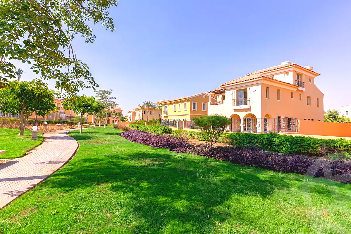 https://aqarmap.com.eg/ar/listing/7195341-for-sale-cairo-new-cairo-compounds-hyde-park-parkway-hyde-park-compound