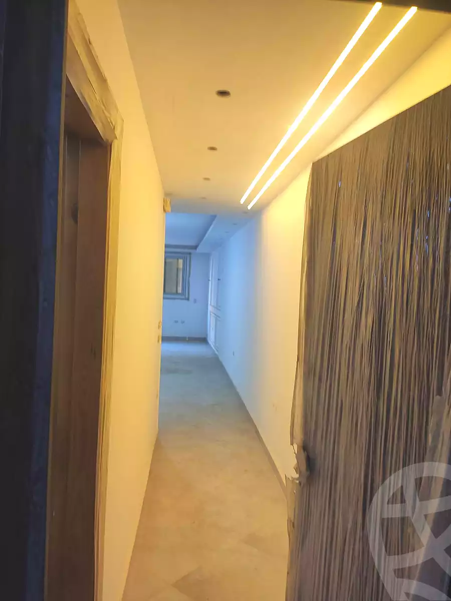 https://aqarmap.com.eg/ar/listing/7195875-for-sale-cairo-helwan-hadayek-helwan-el-eshrein-st