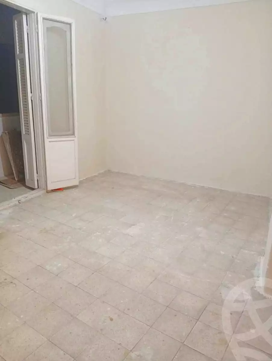 https://aqarmap.com.eg/ar/listing/7195913-for-rent-alexandria-el-asafra-shr-45