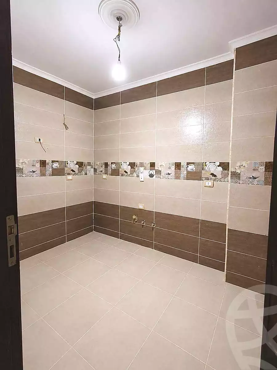 https://aqarmap.com.eg/en/listing/7196081-for-sale-cairo-helwan-helwan-el-sharkeya-latif-basha-st