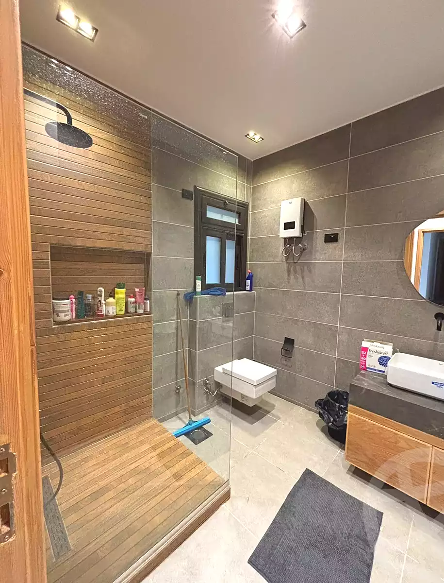 https://aqarmap.com.eg/ar/listing/7196116-for-rent-cairo-el-sheikh-zayed-city-compounds-kmbwnd-wyst-twn-swdyk