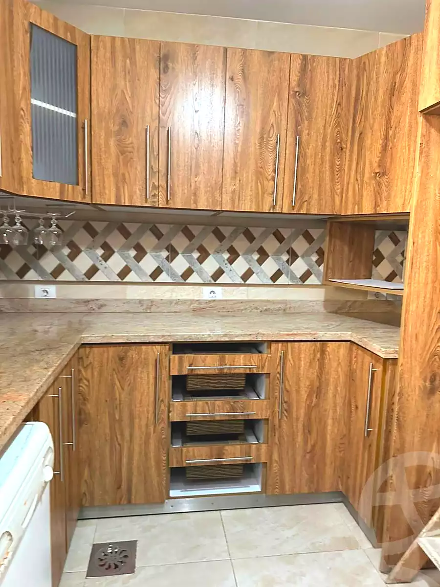 https://aqarmap.com.eg/en/listing/7196366-for-rent-cairo-el-sheikh-zayed-city-el-hay-elasher-street-100