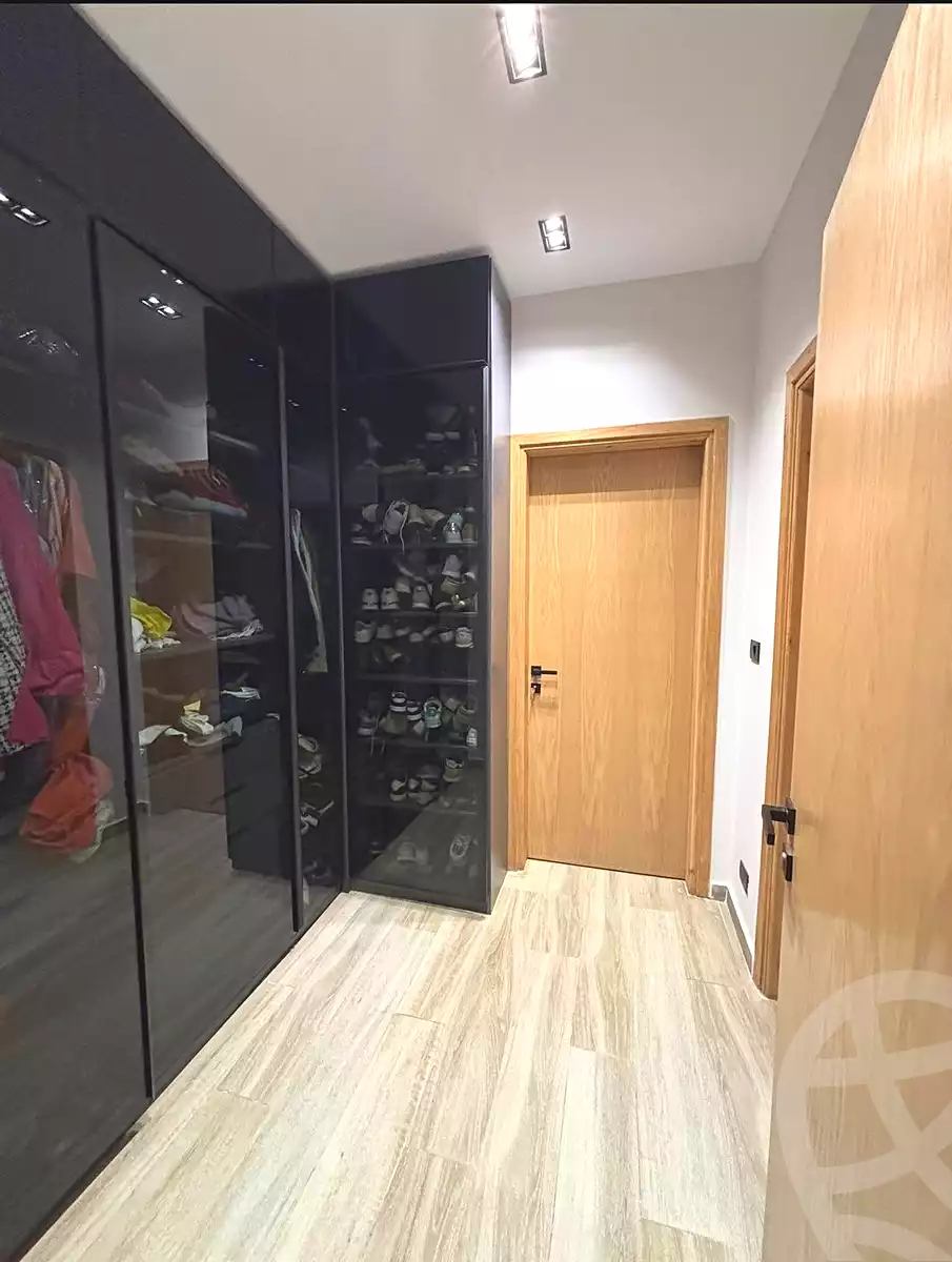 https://aqarmap.com.eg/ar/listing/7196554-for-rent-cairo-el-sheikh-zayed-city-compounds-kmbwnd-wyst-twn-swdyk