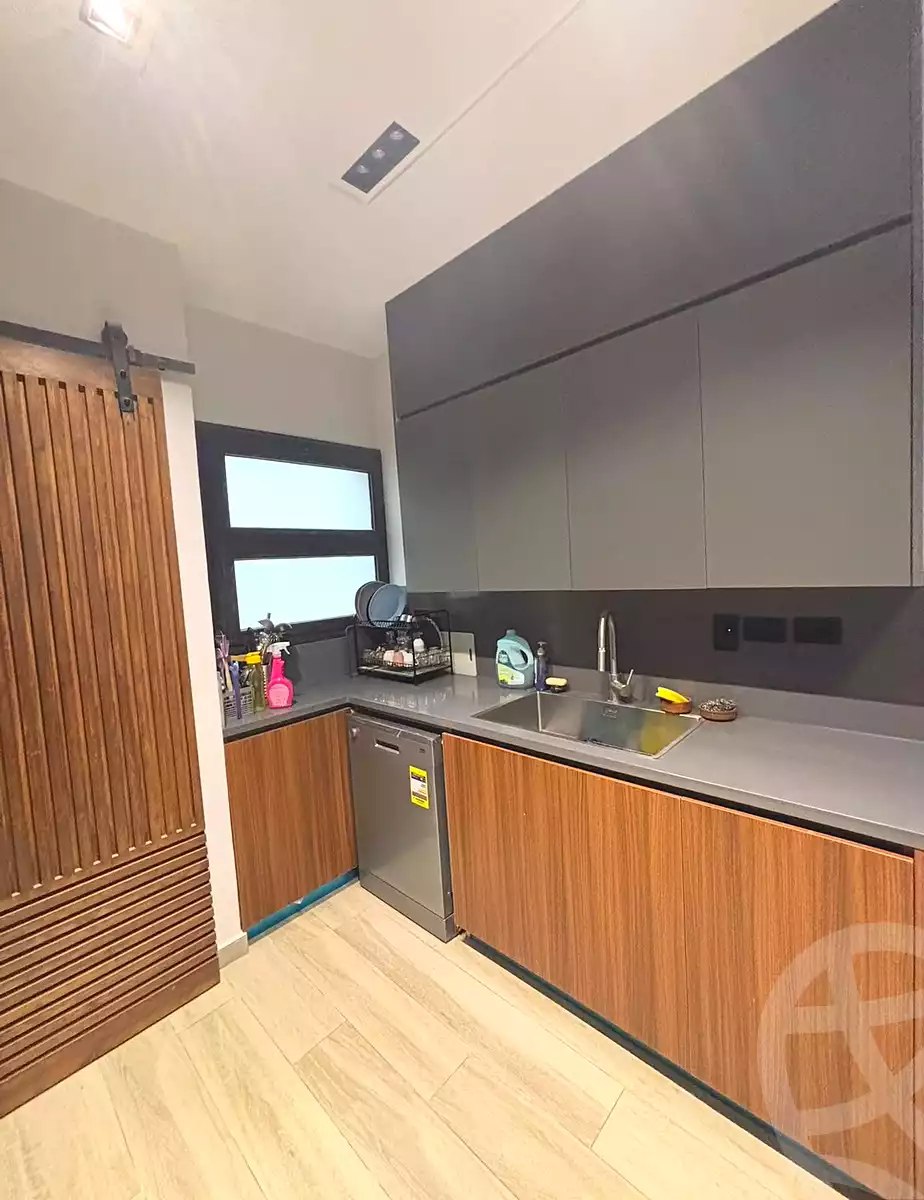 https://aqarmap.com.eg/ar/listing/7196554-for-rent-cairo-el-sheikh-zayed-city-compounds-kmbwnd-wyst-twn-swdyk