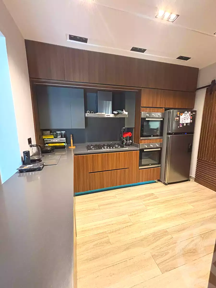 https://aqarmap.com.eg/ar/listing/7196554-for-rent-cairo-el-sheikh-zayed-city-compounds-kmbwnd-wyst-twn-swdyk