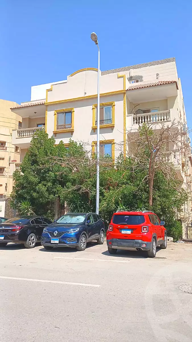 https://aqarmap.com.eg/ar/listing/7196785-for-sale-cairo-new-cairo-el-yassamin-el-yasmeen-7-el-shaikh-hassan-mamoun-st