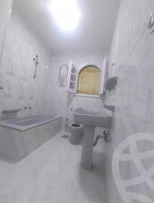 https://aqarmap.com.eg/en/listing/7196796-for-sale-alexandria-al-agamy-shataa-el-nakheel