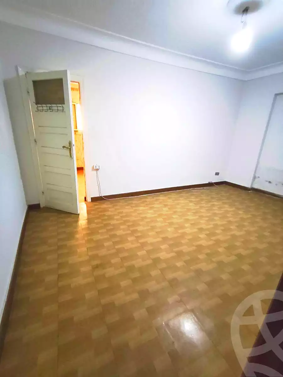 https://aqarmap.com.eg/ar/listing/7197073-for-sale-alexandria-el-mandara-alex-el-mandara-bahri