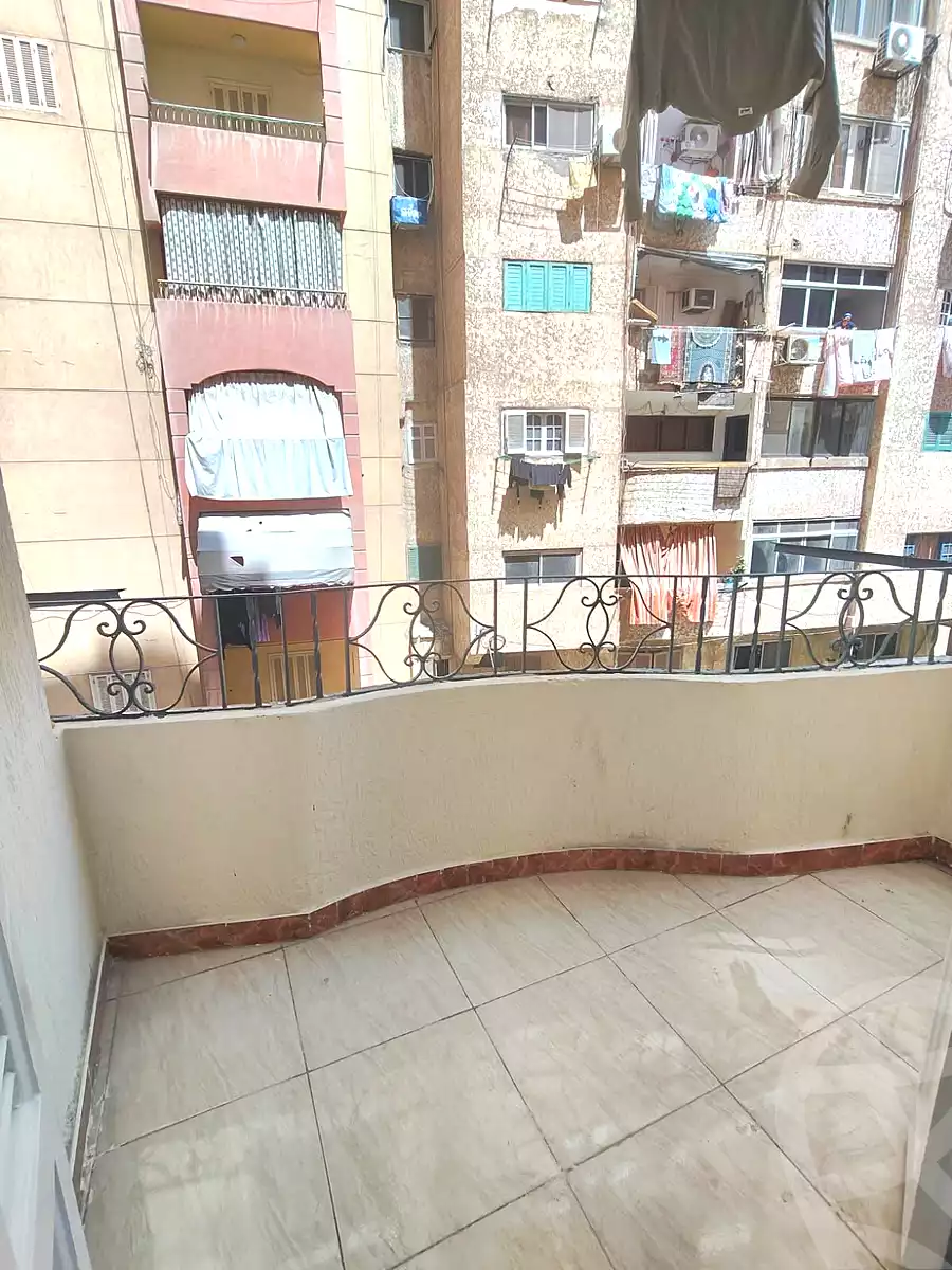 https://aqarmap.com.eg/ar/listing/7197132-for-sale-alexandria-sydy-bshr-sydy-bshr-bhry-shr-khld-bn-lwlyd