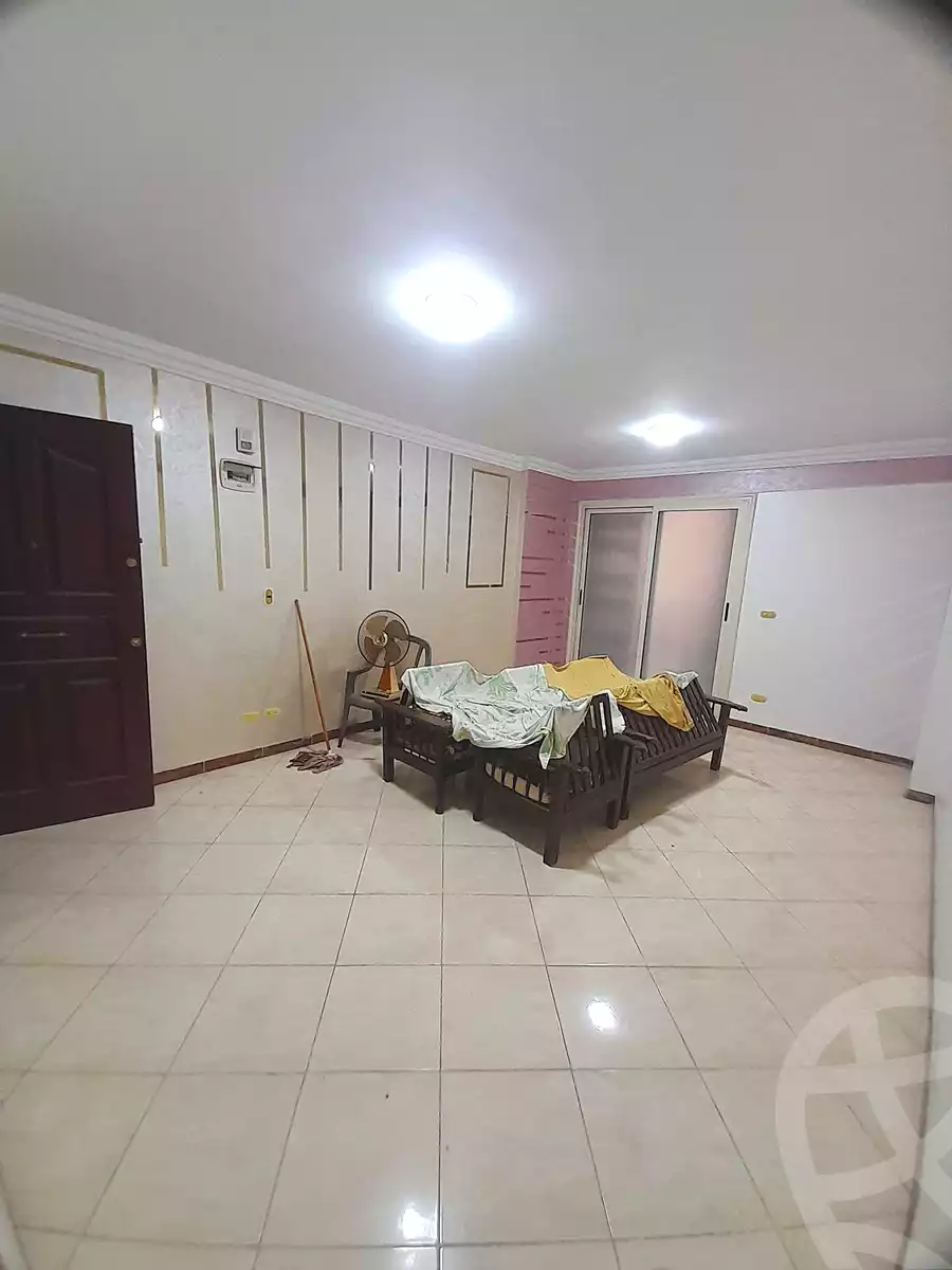 https://aqarmap.com.eg/ar/listing/7197173-for-sale-alexandria-sydy-bshr-sydy-bshr-bhry-gamal-abd-el-nasir-st