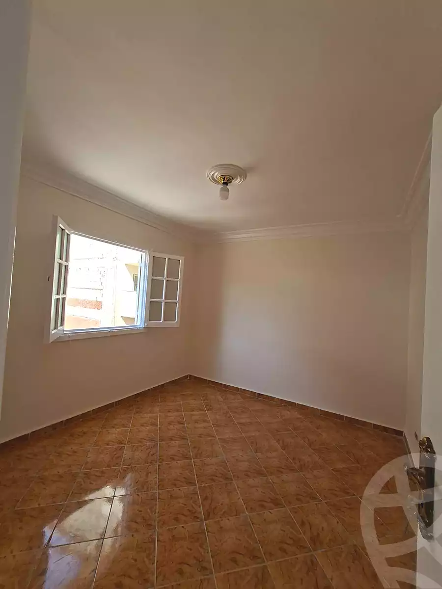 https://aqarmap.com.eg/ar/listing/7197268-for-sale-alexandria-el-asafra-l-sfr-bhry