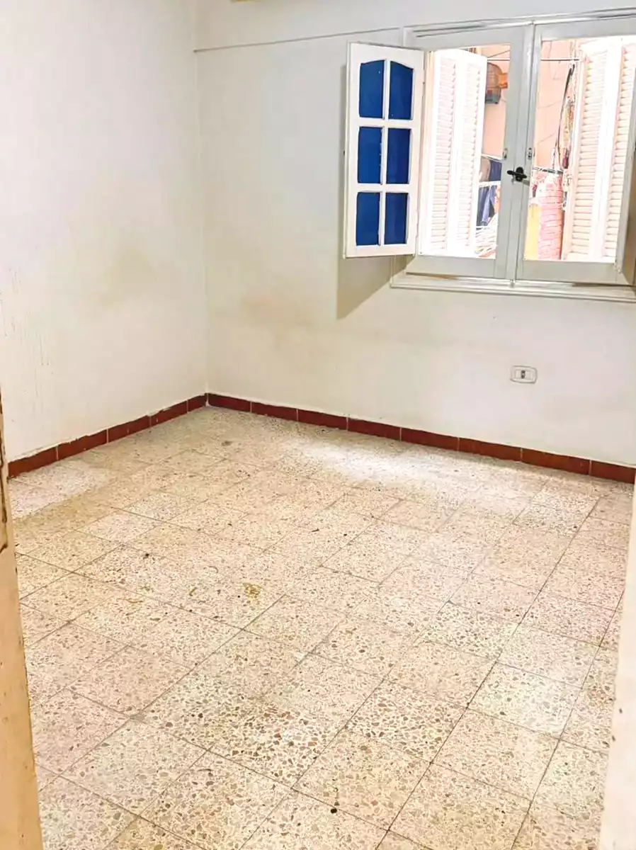 https://aqarmap.com.eg/ar/listing/7197380-for-sale-alexandria-al-agamy-el-hanouvel-el-kholafaa-el-rashdeen-st