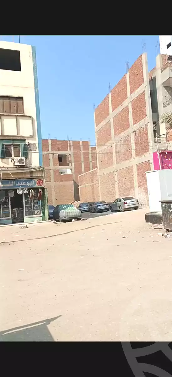 https://aqarmap.com.eg/ar/listing/7197400-for-sale-sharqia-zagazig-zagazig-city-el-ahrar-rd