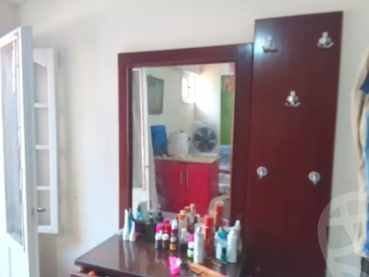 https://aqarmap.com.eg/ar/listing/7197424-for-sale-alexandria-el-asafra-shr-45